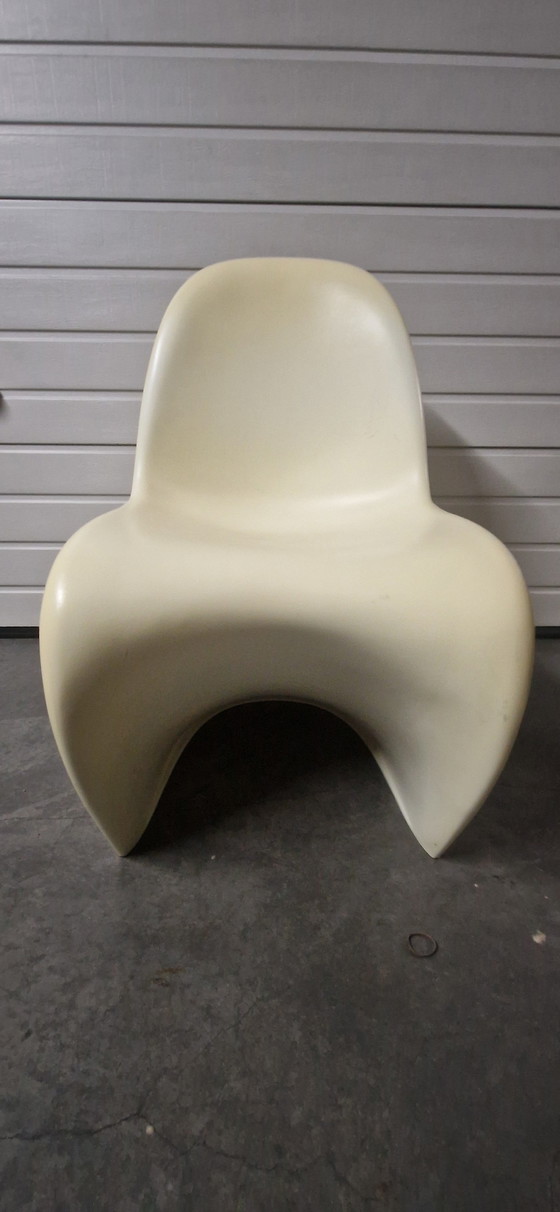 Image 1 of Panton chairs with tulip table