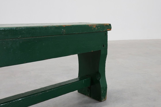 Image 1 of Rustiek primitief groen boerenbankje van massief eikenhout, Frankrijk ca. 1900