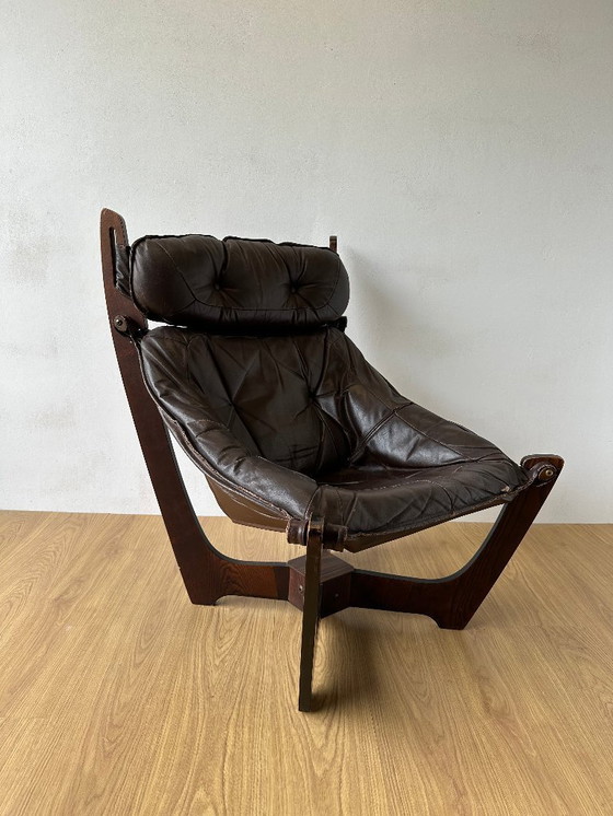 Image 1 of Der Sessel Luna wurde in den 70er Jahren von O. Knutsen entworfen.