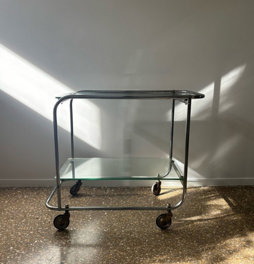 Carrito Bauhaus de metal cromado y cristal, década de 1930, Países Bajos