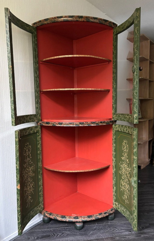 Hindeloopen Corner cupboard