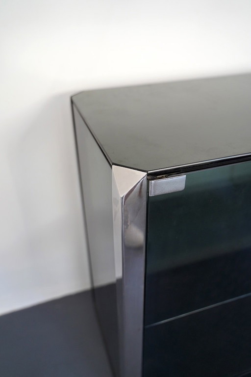 Vitrine vintage en verre et chrome de Willy Rizzo pour Mario Sabot. Italie, années 1970.