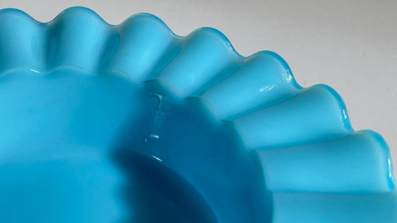 Image 1 of CENDRIER Vide-Poche Verre OPALIN Bleu VINTAGE