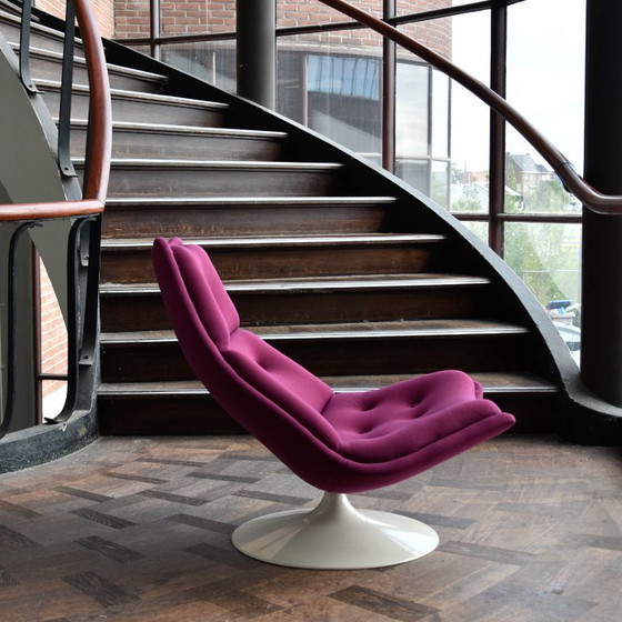 Image 1 of Artifort F511