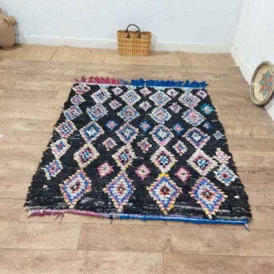Image 1 of Tapis Boucherouite Berber – Textile recyclé tissé à la main Vintage (160×140 cm)