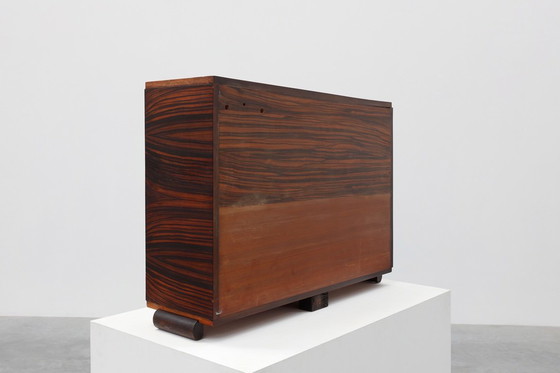 Image 1 of Seltener kleiner Art Deco Schrank mit schönem Holzmuster, Frankreich 1920er Jahre