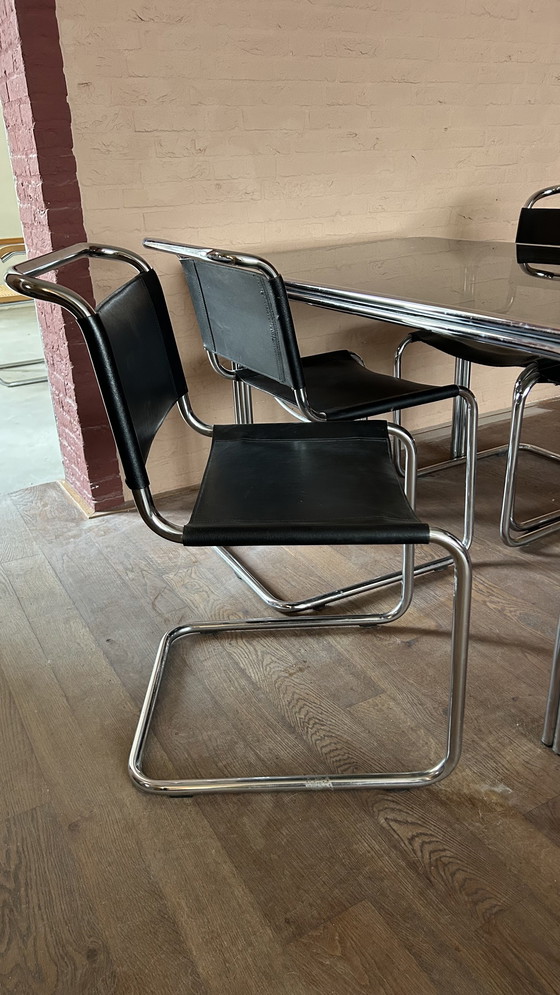 Image 1 of Mesa de comedor Tacke cromada con 4 sillas réplica de Mart Stam