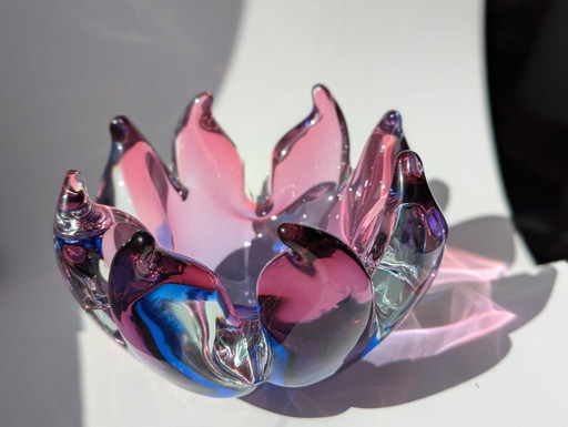 Large ashtray/pocket tulip, purple and blue, Murano Sommerso glass, Italy, 1970s