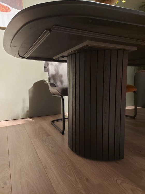 Image 1 of Mesa de comedor Pavie de Henders & Hazel