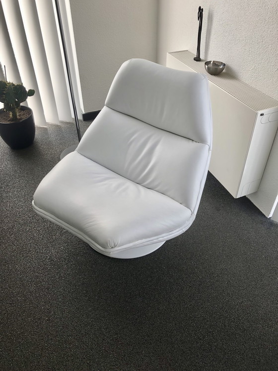 Image 1 of Artifort Fauteuil F511