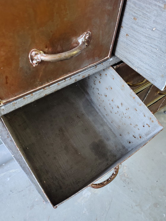 Image 1 of Cassettiera in acciaio