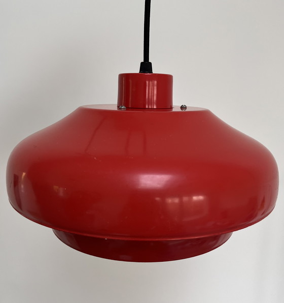 Image 1 of Suspension scandinave vintage rouge