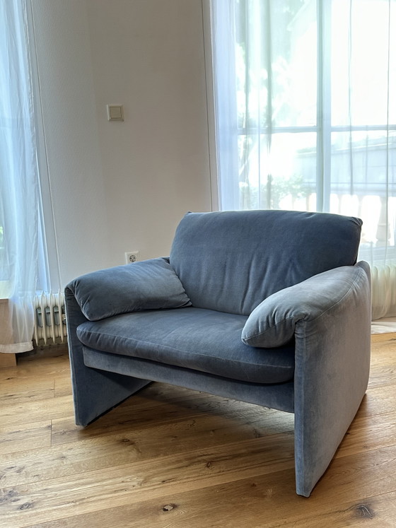 Image 1 of Leolux Bora Bora Sessel – Cassina Maralunga-Stil in Himmelblau