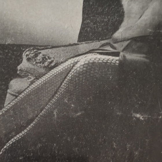 Image 1 of Originele vintage pagina uit het tijdschrift "Melancholie" – Authentieke redactionele kunst uit de jaren 50 – Ingelijst