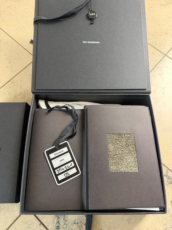 Image 1 of Edra „Standard“ Designer-Sofa – Rinascimento Stoff (Fungo/Mushroom) – wie neu  – inkl. Garantiekarte Exklusives Design