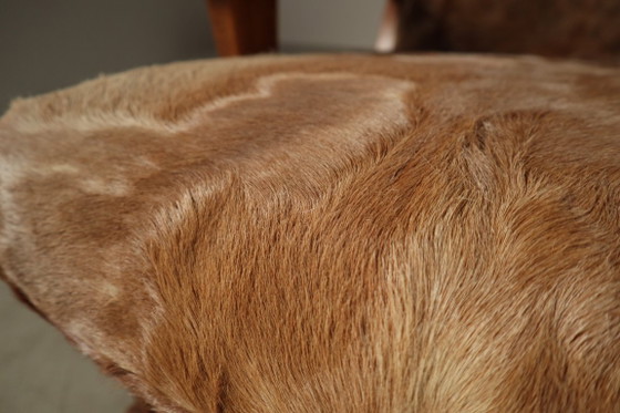 Brutalist oak lounge armchair and ottoman in original goat hide, 1960s – Wood (photo 12 of 15)