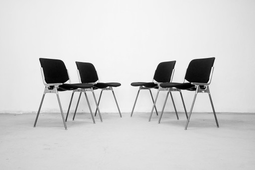 4/12 Dsc 106 Castelli Stackable Giancarlo Piretti Chairs Chairs