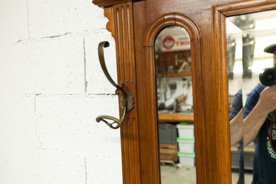 Image 1 of Vestiaire Napoléon III en noyer fin 19e, 3 miroirs, marbre