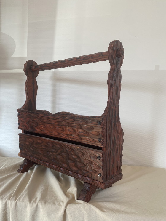 Image 1 of Brutalistisches Lesegestell aus Holz
