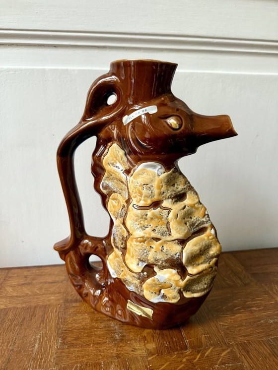 Image 1 of Brocca in terracotta vintage degli anni '60 a forma di cavalluccio marino, proveniente dall'Île de Ré, ceramica fatta a mano.