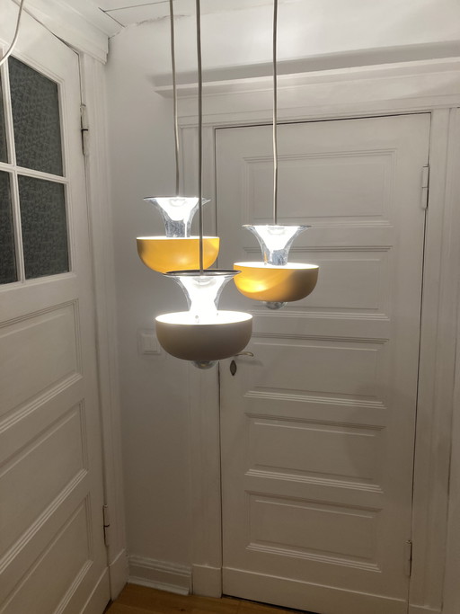 Cascade light Space Age