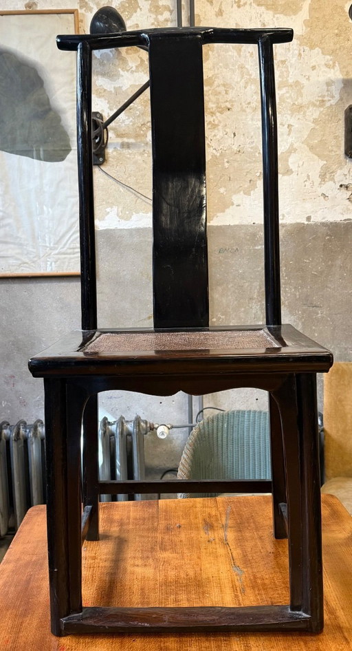 2 Antieke Chinese Yoke Back stoelen 