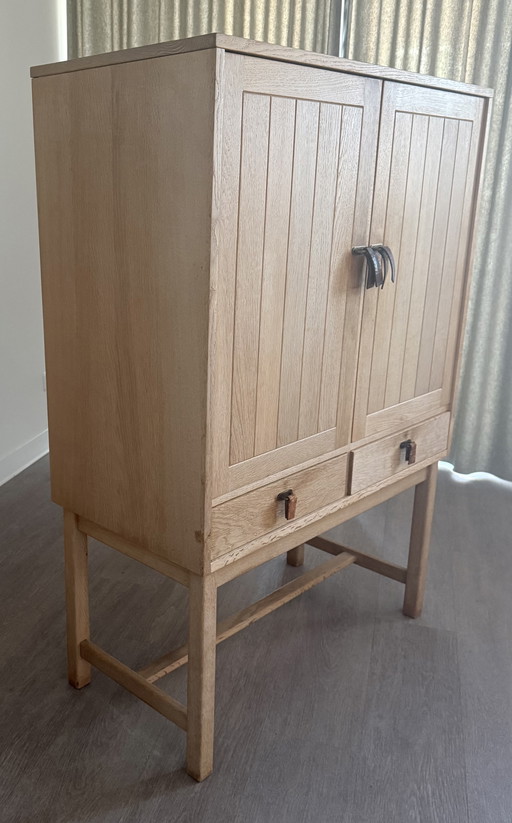 Tablero alto de roble Kurt Østervig