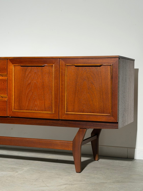 Beautility Teak Sideboard – British Mid-Century Modern, 1960s (photo 3 of 10)