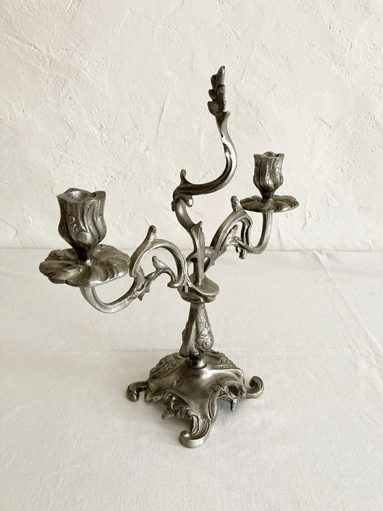 Image 1 of Candelabro a due luci, stile Luigi XV