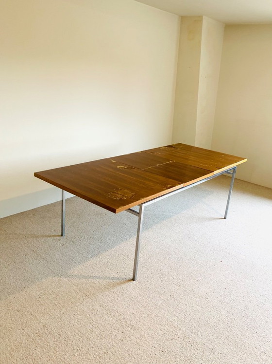 Image 1 of Vintage extendable dining table