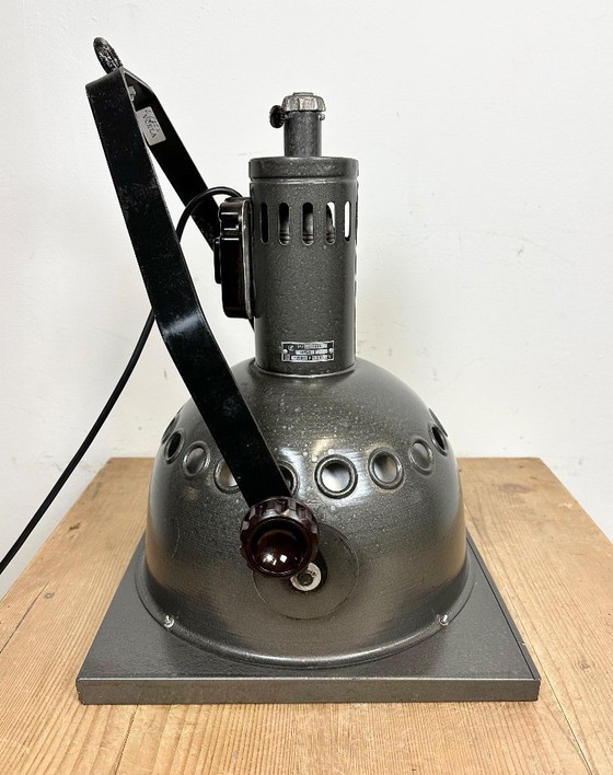 Image 1 of Projecteur de théâtre gris vintage d'Elektrosvit, années 1970