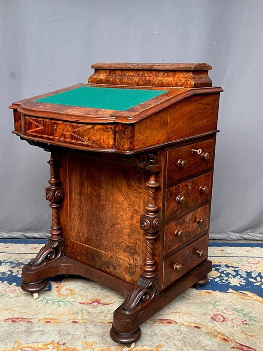 Magnifique secrétaire de bureau victorienne de Davenport. (photo 2 of 8)