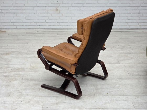 1970s, Norwegian design, adjustable armchair, leather, bentwood. (photo 9 of 25)