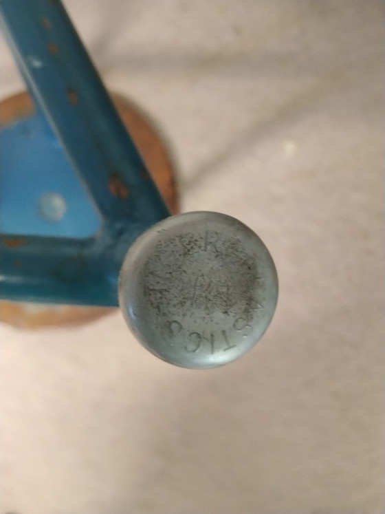 Authentic Vintage Industrial School Stool / Practical Stool – 1960s/1970s – Metal, Wood (photo 15 of 15)