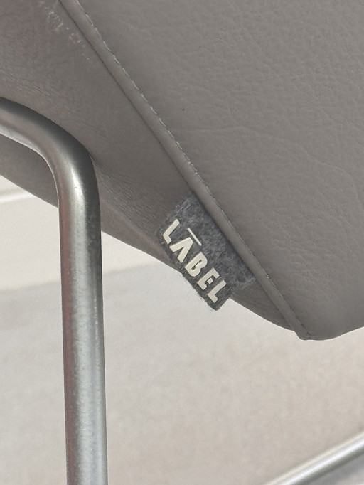 Le nostre moderne camere da letto confortevoli hanno il marchio LABEL