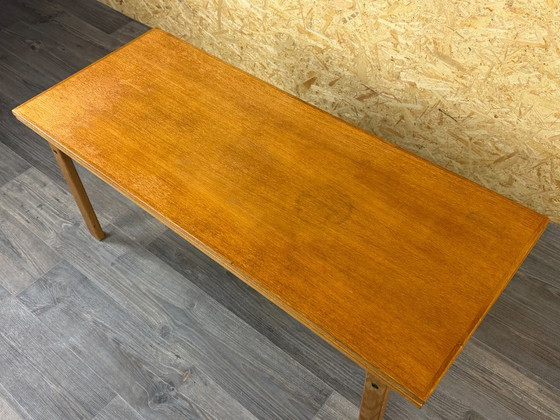 Tavolino da caffè o tavolo da pranzo regolabile in rovere, design danese anni '60 '70 – Tavolini da caffè (photo 7 of 21)