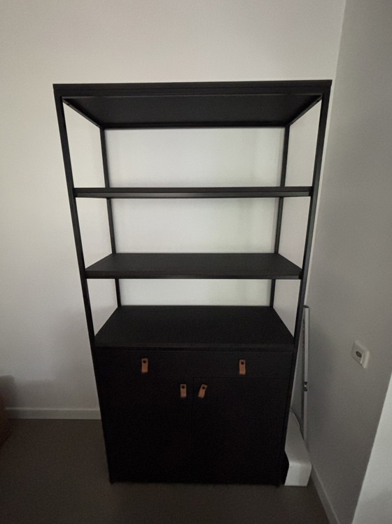 Bodilson Strong - Elegante mueble negro – Librerías, Other (photo 7 of 10)