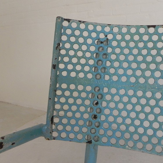 Image 1 of Juego de 2 sillas de jardín industriales de acero con reposabrazos, década de 1950.