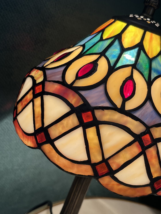 Image 1 of Vitrail Tiffany Style années 20 Lampe de table Motif paon