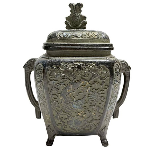 Antiguo quemador de incienso Koro japonés de bronce con relieve de dragón - Censer de altar del período Meiji