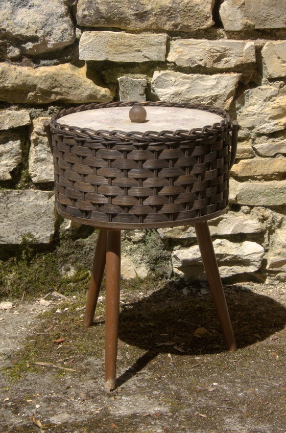 Vintage 1970s seamstress's work table, 43x30cm – Decorative Objects, Textile, Wood (photo 3 of 10)