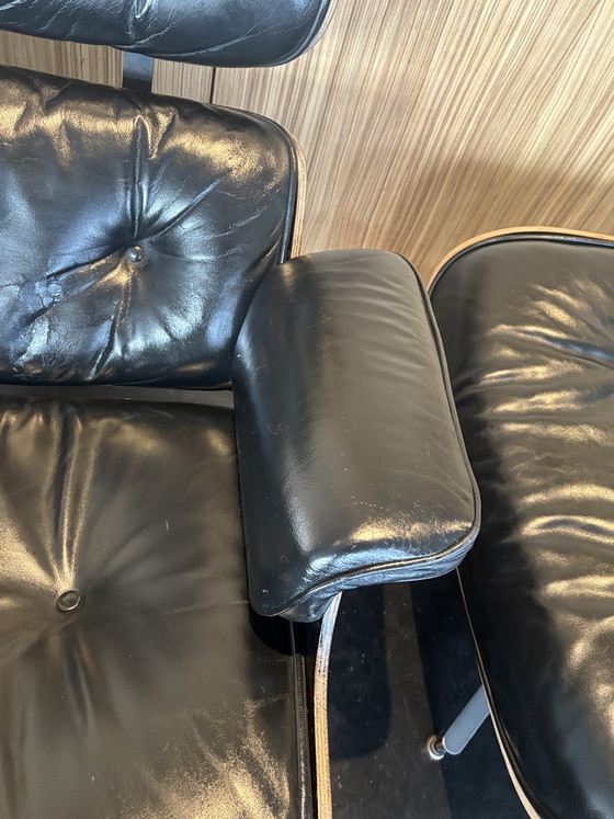 Image 1 of Eames lounge chair Herman Miller