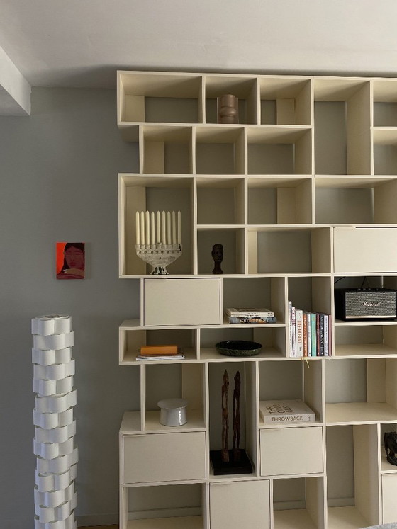 Image 1 of Großes cremefarbenes Bücherregal