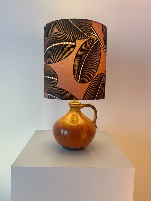 Gerecyclede vaaslamp van West-Duits aardewerk