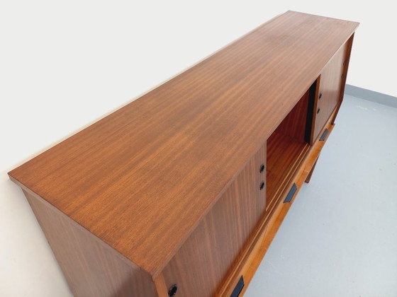 Image 1 of Credenza vintage in legno stile teak degli anni '60