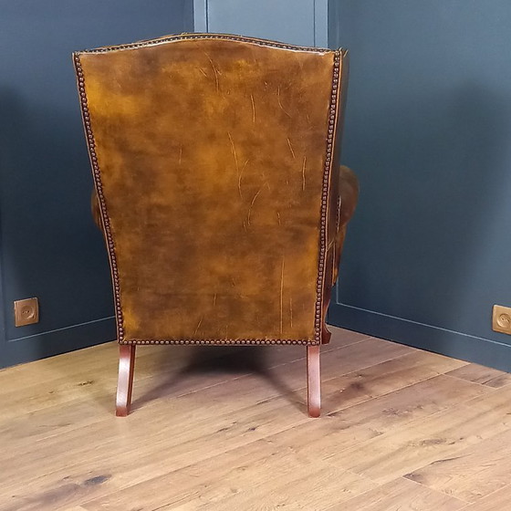 Image 1 of Cognac kleurige Vintage chesterfield fauteuil. 2 van 2