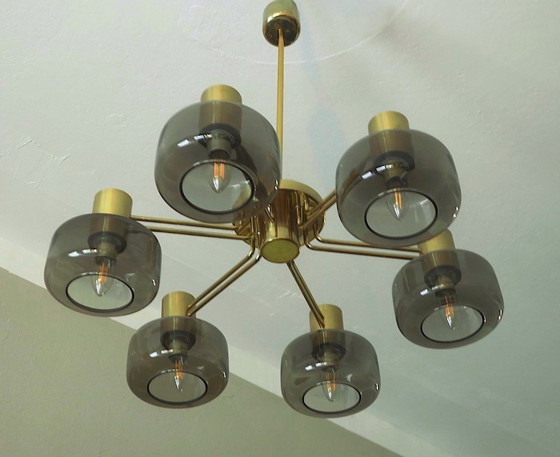 Image 1 of Lustre en laiton et verre de grande taille, Hans-Agne Jakobsson, Suède, années 1960