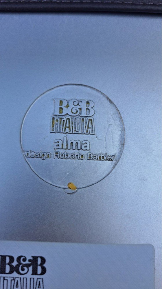 Image 1 of Juego de 4 sillas Alma de B&B Italia diseñadas por Roberto Barbieri – Piel original
