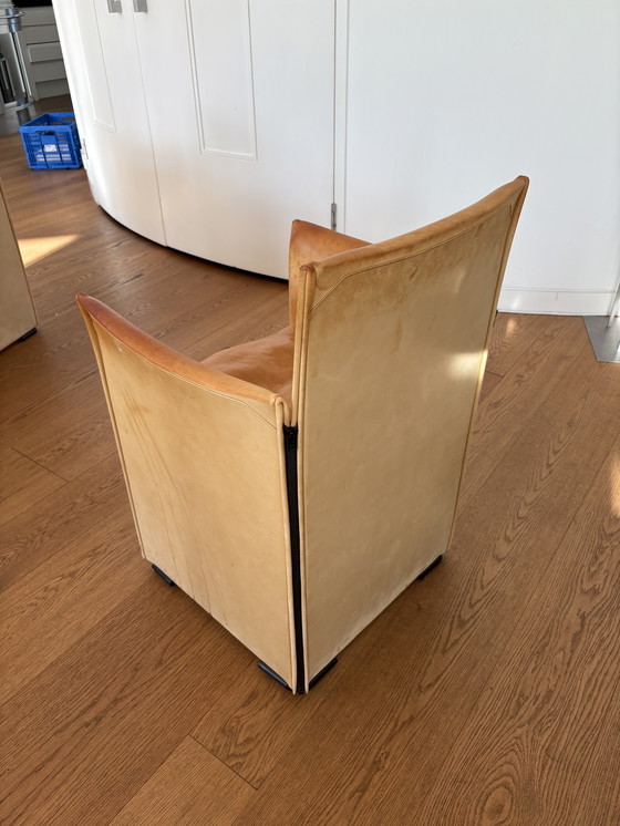 Image 1 of 8 Cassina leren eetkamerstoelen