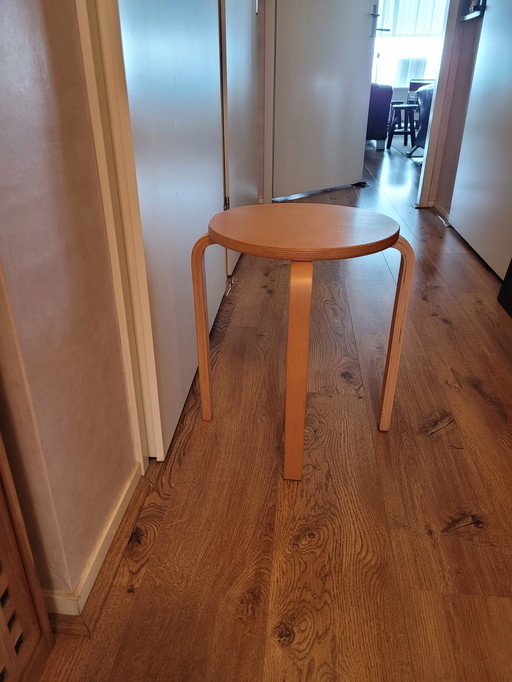 Tabouret Frosta (Ikea)